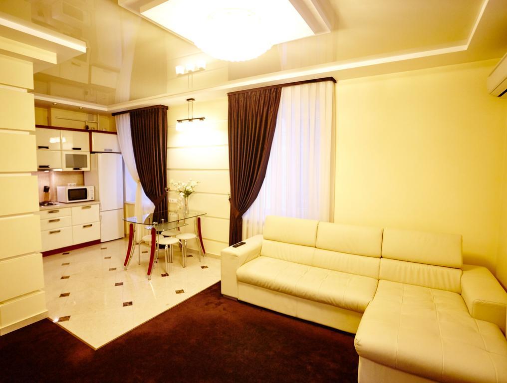 צ'יסינאו Central Park Apartments מראה חיצוני תמונה