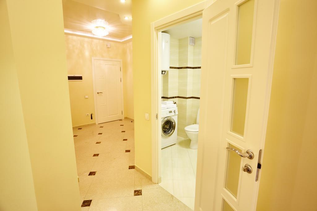 צ'יסינאו Central Park Apartments מראה חיצוני תמונה