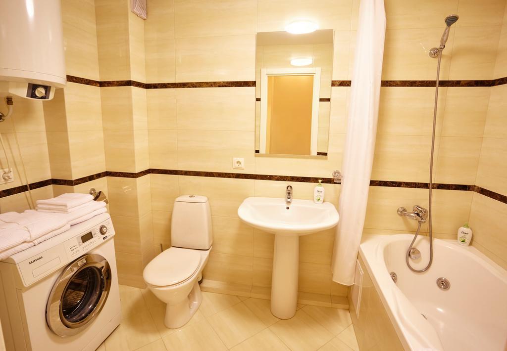 צ'יסינאו Central Park Apartments מראה חיצוני תמונה